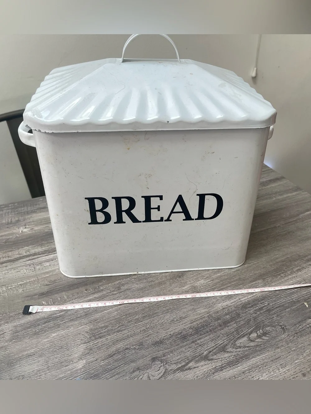 Farmhouse Assorted Kitchen Strainers, Tools, & BreadBox